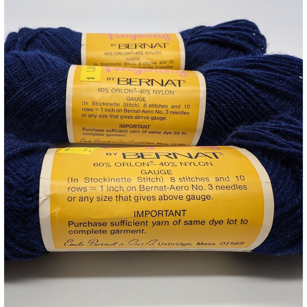 Vintage Berella by Bernat Navy 3-Ply Fingering Yarn 60% Orlon 40% Nylon USA - Picture 3 of 4